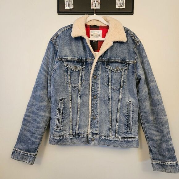 AE Denim Sherpa Jacket - Picture 3 of 11